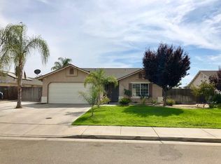 3621 N Chandler Ct, Selma, CA 93662