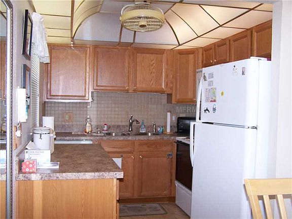 5th image of 1811 Bedford Ln APT 164