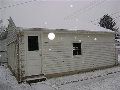 5th image of 221 E Gunckel St