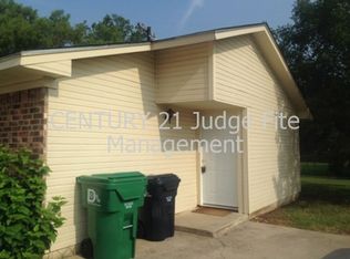 3909 Camelot St APT D, Denton, TX 76209