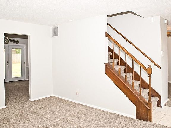 5th image of 4128 Monica Dr