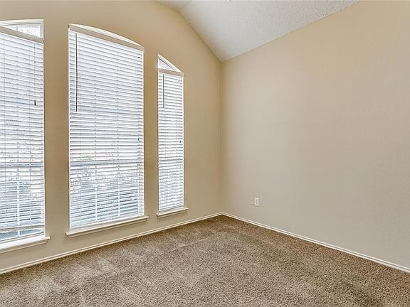 4th image of 6615 Alcove Ct