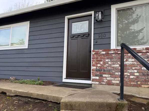 910 NW Wonderview Ct #910, Gresham, OR 97030