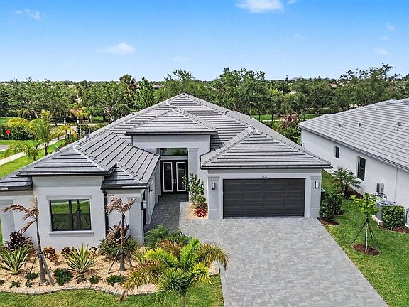 3rd image of 11347 SW Sea Cove Lane