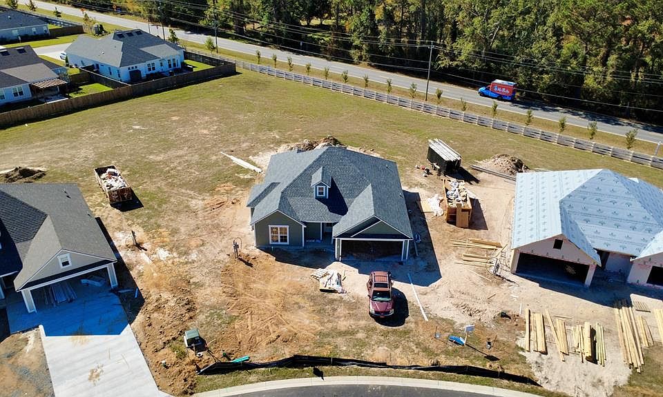 1st image of 204 McNeal Heritage Cir