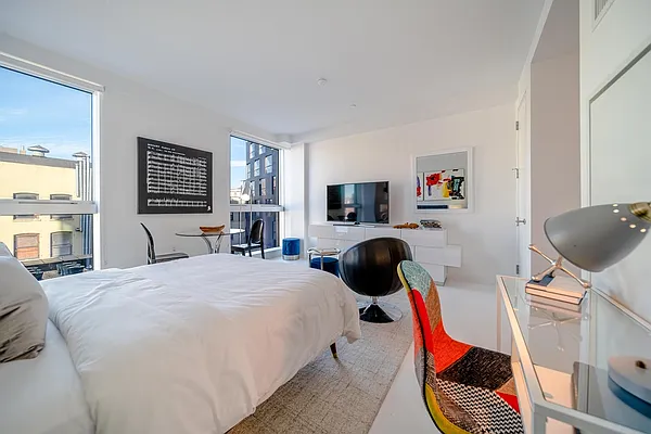 Rented by BHS Development Marketing | media 2