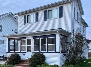 357 3rd St, Fond Du Lac, WI 54935