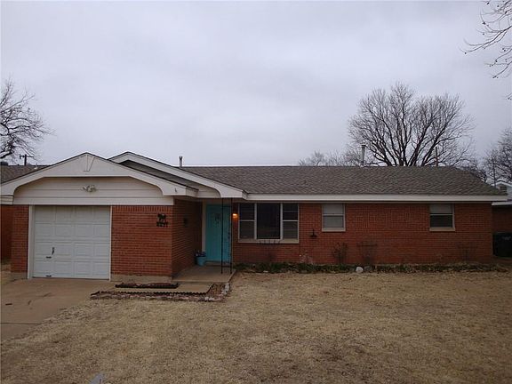 2nd image of 4821 Vera Pl