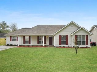 1636 Penrose St, Mandeville, LA 70448