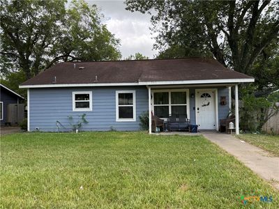 307 W Newman St, Cuero, TX, 77954