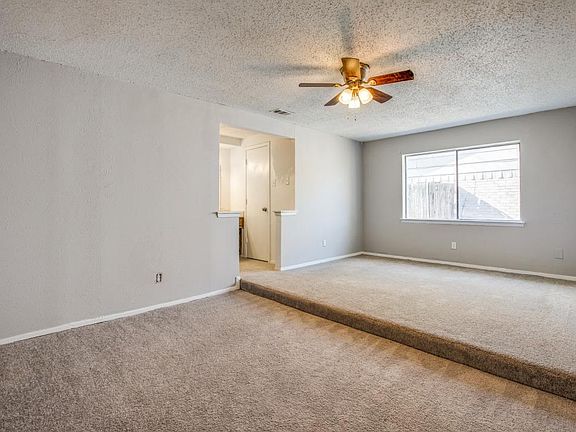 5th image of 1414 Kingsbridge Dr