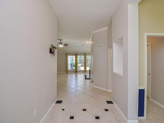 5th image of 9718 Therrell Dr