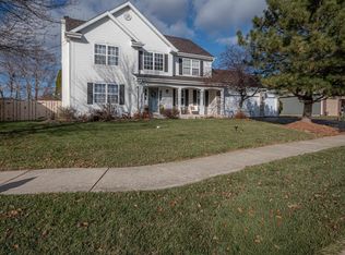 738 Trent Ln, Loves Park, IL 61111