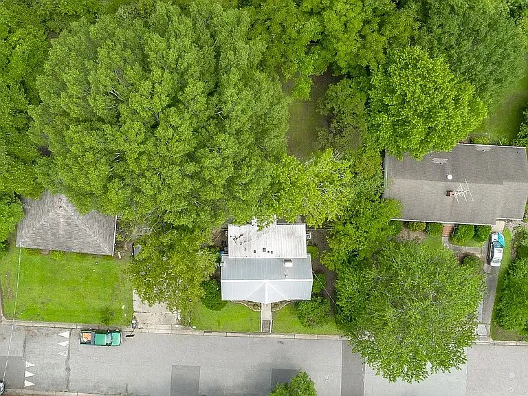406 Green St — Photo 77