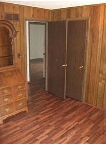 3rd image of 3819 N Evergreen Ct