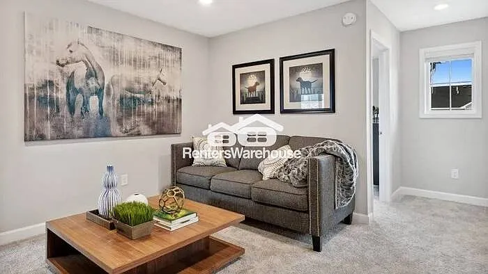 1062 Jubert Dr — Photo 9
