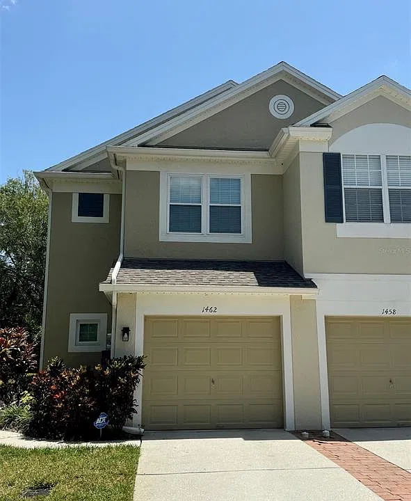 1462 Siciliano Point