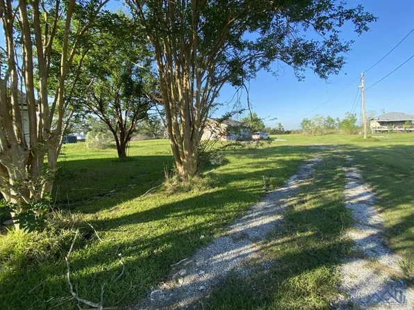 1385 Highway 665, Montegut, LA 70377