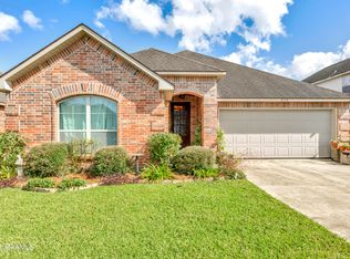 203 Vermont Dr, Carencro, LA 70520