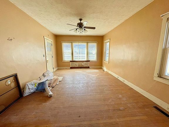 5th image of 75 East Ave