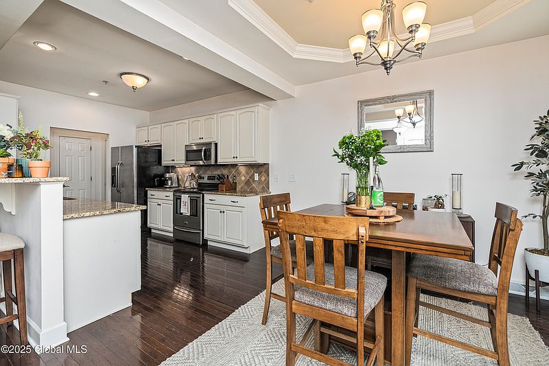 5th image of 501 Vly Pointe Drive