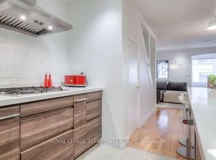 1760 Queen St E #1A, Toronto, ON M4L1G7