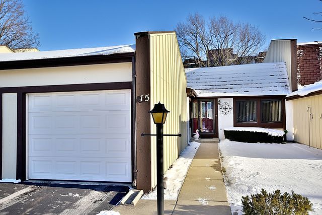 1st image of 15 Cherrywood Ct