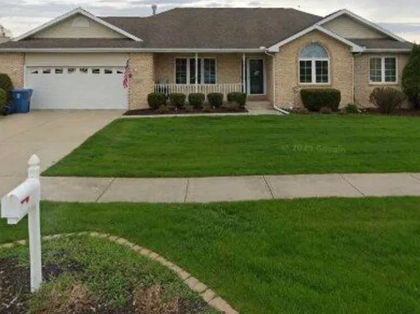 9551 Dover Ln, Saint John, IN 46373