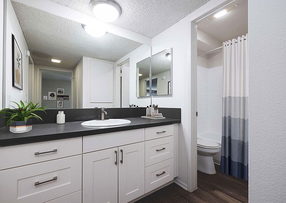 5807 Topanga Canyon Blvd APT A207, Woodland Hills, CA 91367 | Zillow