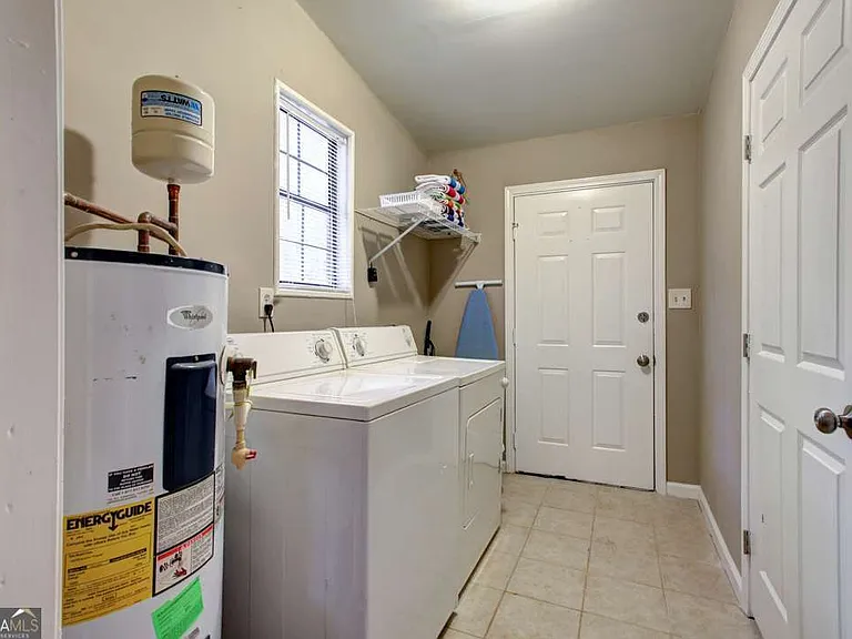 502 Bentwood Dr — Photo 12