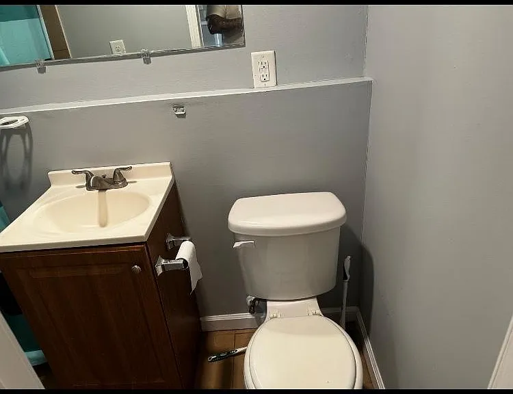 2102 Oakland Ridge Dr — Photo 1