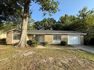 2419 Creekwood Dr, Dothan, AL 36301