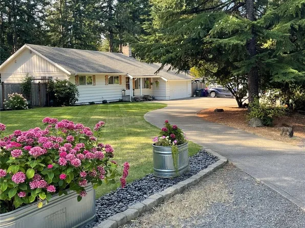 8206 145th Street NW, Gig Harbor, WA 98329