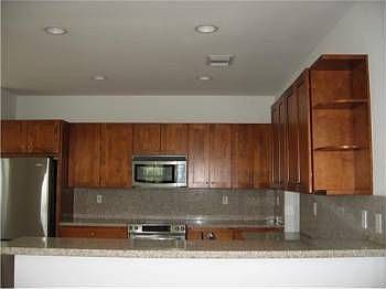 4th image of 11400 NW 75th Ter #11400