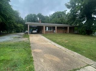 5734 Middleton Ln, Temple Hills, MD 20748