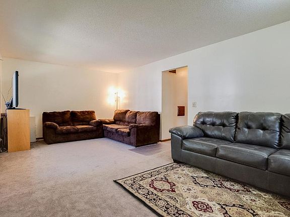 3rd image of 2206 Aldrich Ave N