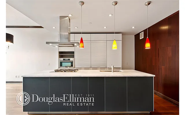 Rented by Douglas Elliman | media 14
