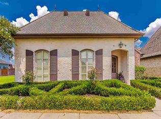 127 Rue St Rachel Dr, Houma, LA 70360