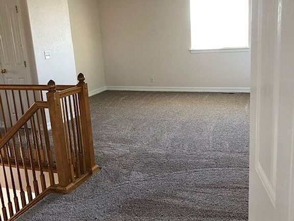 2nd image of 13702 Kearney St
