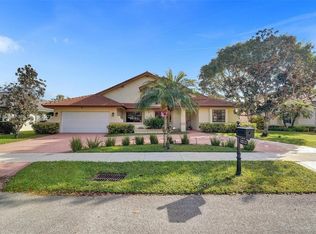 3212 Beechberry Cir, Davie, FL 33328