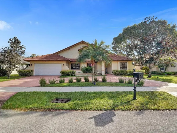 3212 Beechberry Cir, Davie, FL 33328