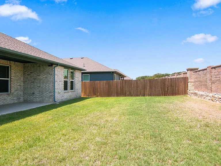 1704 Buzzard Rd — Photo 32