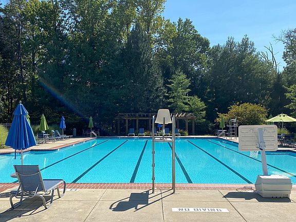 3rd image of 21236 Dorsey Spring Pl #17