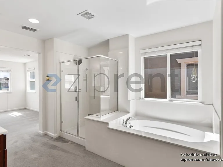 419 Malcolm Dr — Photo 29