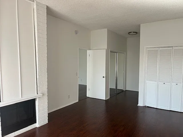 10905 Ohio Ave. — Photo 36