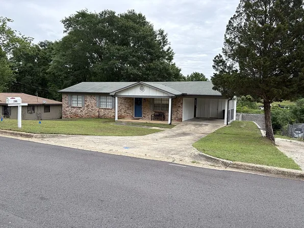 2105 34th Ave, Northport, AL 35476