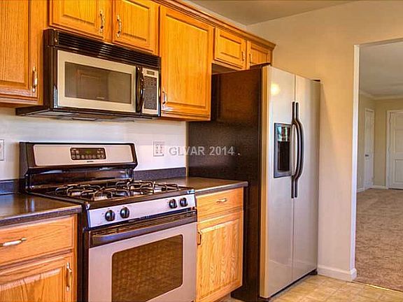 4th image of 660 G Ave