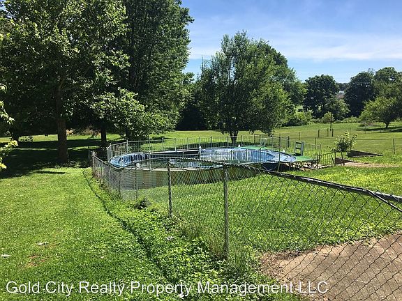 4th image of 318 Valley View Dr