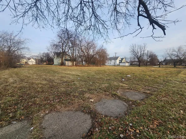 4626 Joseph Campau St, Detroit, MI 48207
