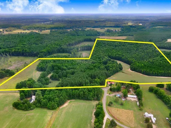 470 Layton Store Rd, Castalia, NC 27816